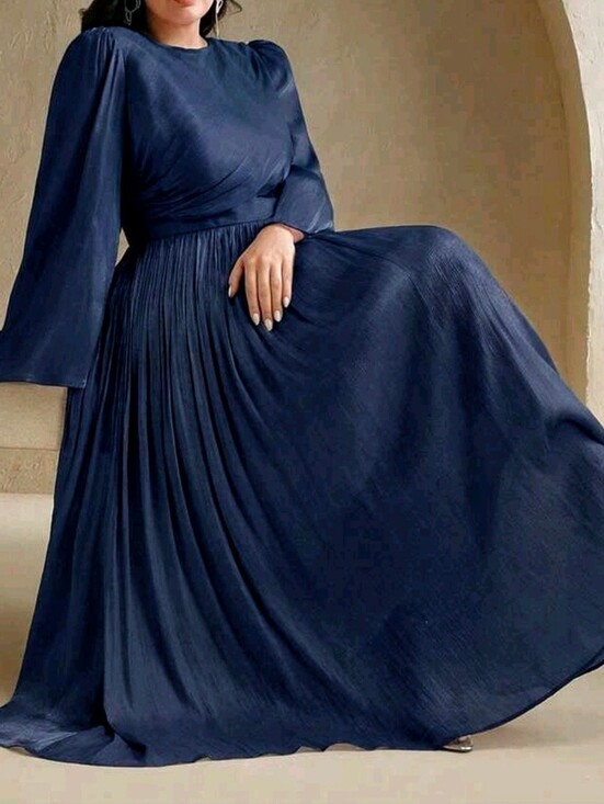 Boutique Dresses & Skirts - New Metallic Maxi Dress Plus Navy Blue